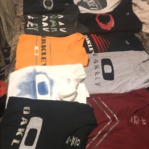 Large Oakley T-shirt’s